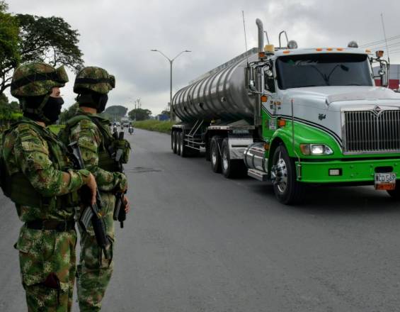 Desbloqueos en vías del Valle han permitido mover más de un millón de toneladas de carga